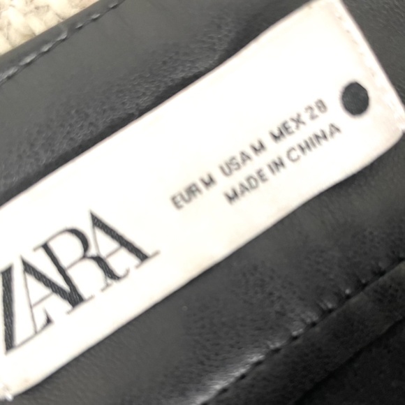ZARA Black Faux Leather Moto Mini Skirt with Zippers Size M NWOT - Picture 5 of 5